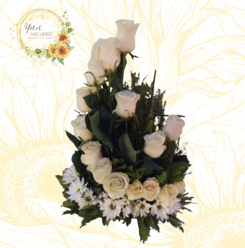 ESCALA DE ROSAS BLANCAS Y MARGARITAS"