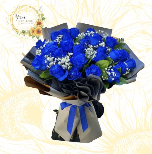 RAMO 24 ROSAS AZULES