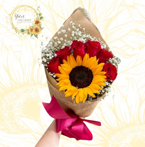 DELICADO RAMO 6 ROSAS Y GIRASOL"