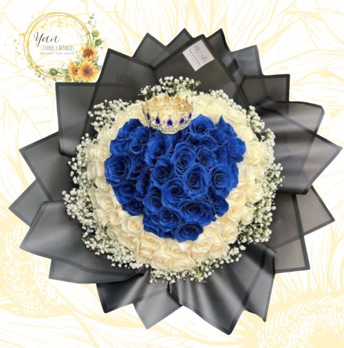 RAMO 60 ROSAS AZULES Y BLANCAS"