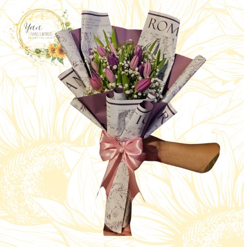 BOUQUET DE 15 TULIPANES MORADOS Y ROSADOS"
